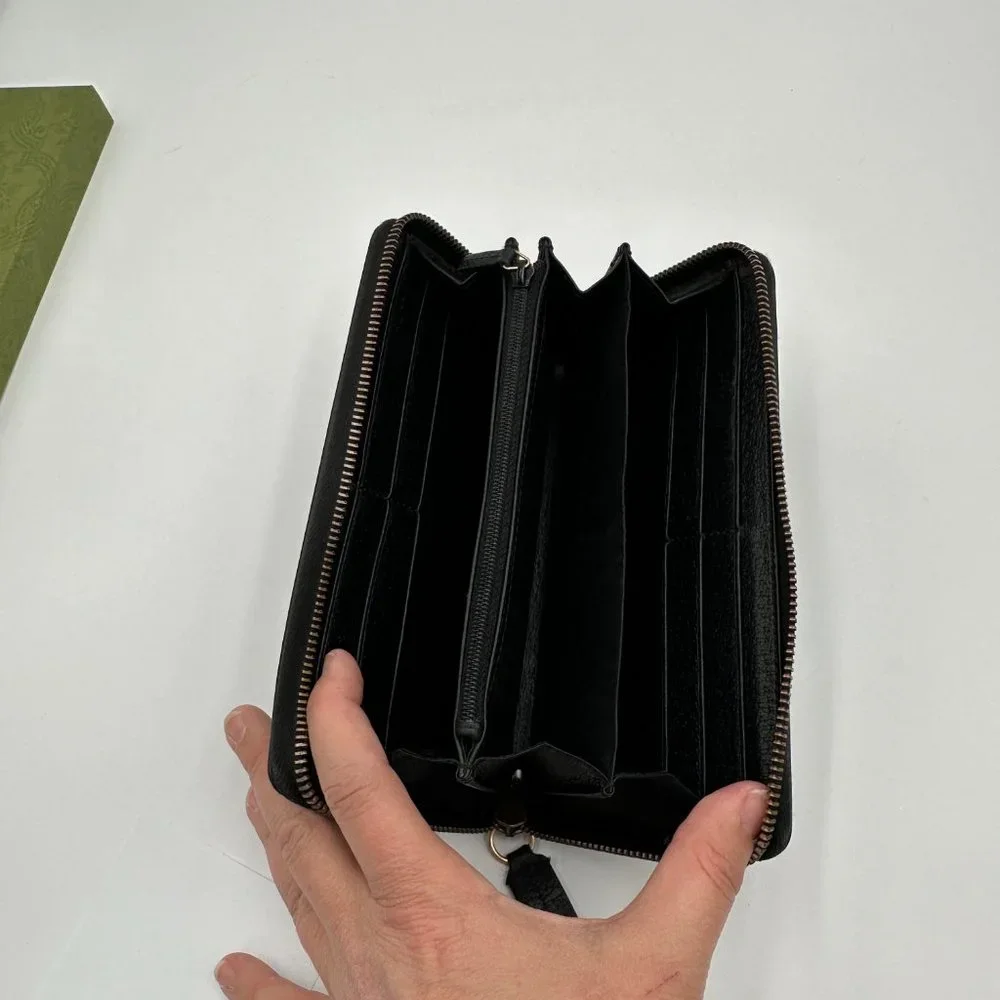 🔥GUCCI ANIMALIER LEATHER ZIP AROUND WALLET  🔥FULL INCLUSION🔥 - Picture 8 of 14